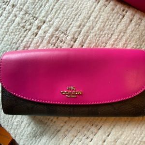 Coach wallet